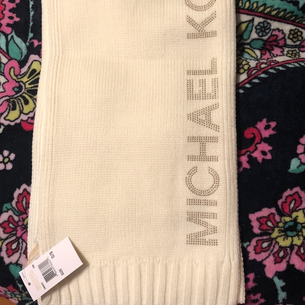 Brand new white Michael Kors scarf
